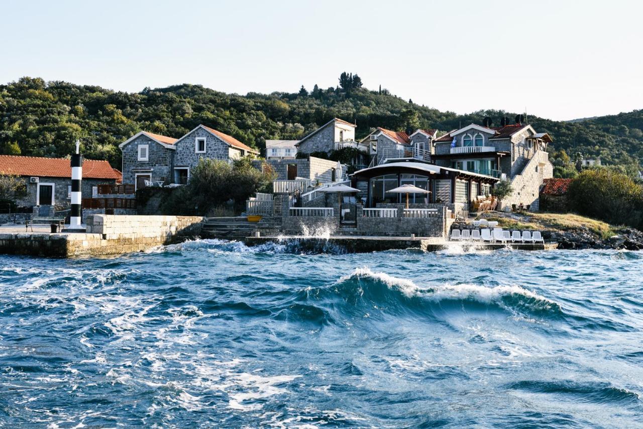 Luxury Sea Residence By Kristina ティヴァト エクステリア 写真